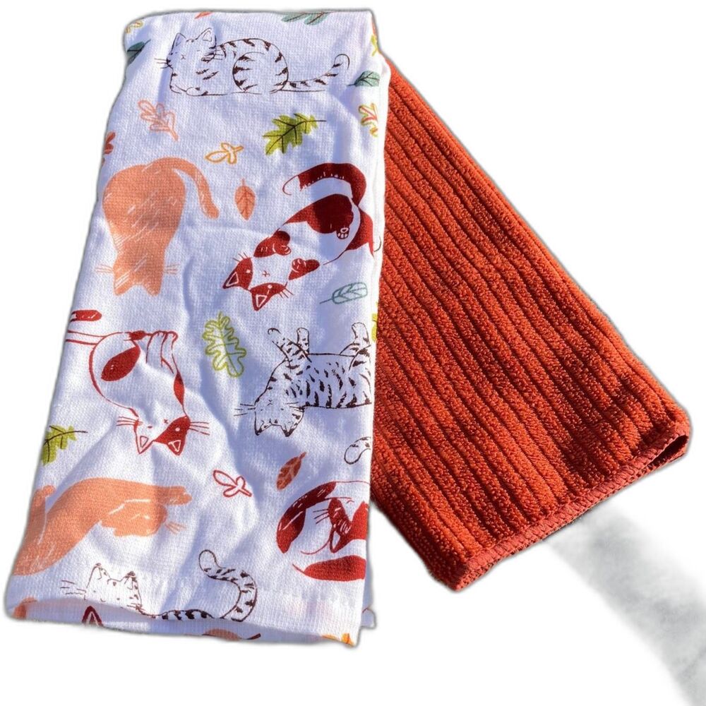 CELEBRATE TOGETHER Playful Cats Kittens Kitchen Towel - Set of 2